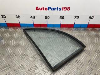 Запчасть стекло глухое заднее левое Toyota Carina E 1993