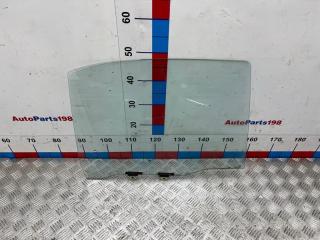 Запчасть стекло двери заднее правое Toyota Carina E 1993