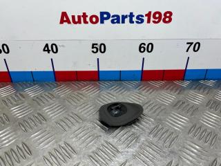 Заглушка правая Toyota Camry 2010