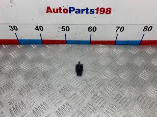 Форсунка омывателя Toyota Camry 2011 контрактная Форсунка омывателя Toyota Camry 2011