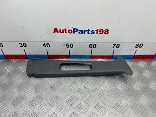 Запчасть обшивка стойки правая Toyota Carina E 1992