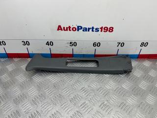 Запчасть обшивка стойки левая Toyota Carina E 1992