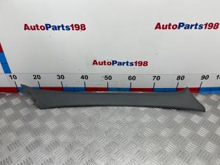 Запчасть обшивка стойки передняя правая Toyota Carina E 1992