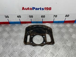 Щит опорный передний правый Nissan X-TRAIL 2012 контрактная Щит опорный передний правый Nissan X-TRAIL 2012