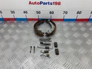 Запчасть ремкомплект стояночного тормоза левый Pontiac Vibe 2005