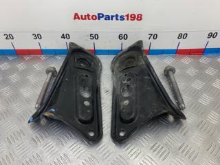 Кронштейн подрамника передний Toyota Camry 2008