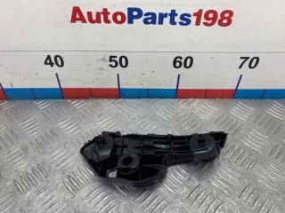 Кронштейн бампера передний левый Toyota Camry 2018