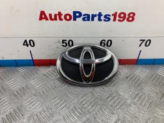 Эмблема Toyota Camry 2010