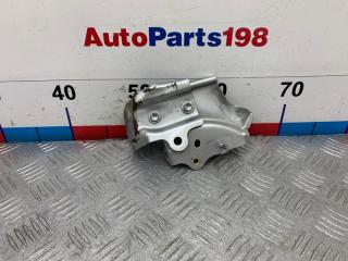 Кронштейн крыла передний правый Toyota Camry 2009