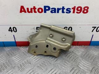 Кронштейн крыла передний левый Toyota Camry 2008