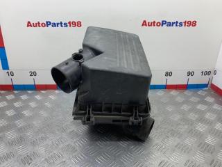 Корпус воздушного фильтра Toyota Camry 2010 контрактная Корпус воздушного фильтра Toyota Camry 2010