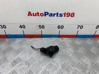 Фото запчасти насос омывателя Toyota Camry 2007 контрактная запчасть Запчасть насос омывателя Toyota Camry 2007