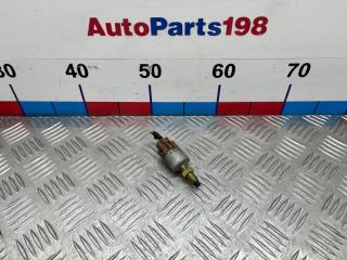 Фото запчасти датчик включения стопсигнала Toyota Land Cruiser Prado 2001 контрактная запчасть Запчасть датчик включения стопсигнала Toyota Land Cruiser Prado 2001