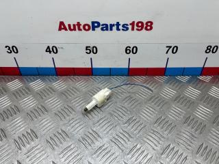 Запчасть датчик включения стопсигнала Toyota Camry 2012