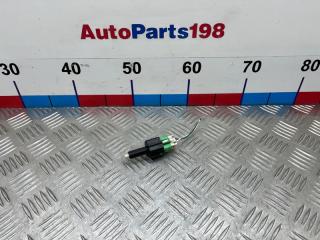 Запчасть датчик включения стопсигнала Mitsubishi Outlander 2008
