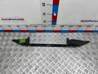 Кронштейн радиатора BMW X5 2004