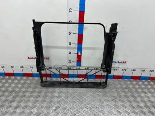 Кронштейн радиатора BMW X5 2004