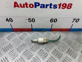 Запчасть датчик включения стопсигнала Toyota Camry 2012