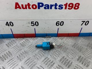 Запчасть датчик включения стопсигнала Toyota Tank 2018