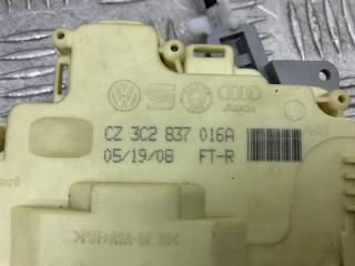 Замок двери передний правый Tiguan 2014 1 CAWA