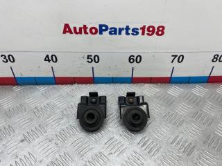 Кронштейн радиатора передний Suzuki SX4 2010