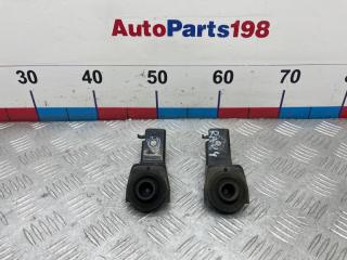 Кронштейн радиатора Toyota RAV4 2010