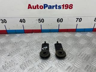 Кронштейн радиатора передний Toyota Camry 2005