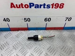 Запчасть датчик включения стопсигнала Honda CR-V 2010