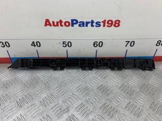 Кронштейн бампера задний правый Toyota Camry 2009