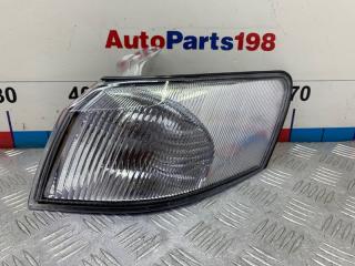 Указатель поворота передний левый Toyota Camry 1998