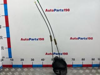 Запчасть замок двери задний левый Toyota Corolla 2011