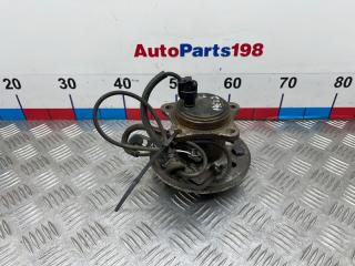 Запчасть ступица задняя правая Toyota Windom 2004