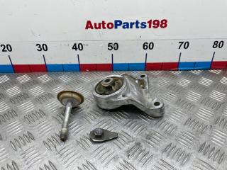 Фото запчасти кронштейн редуктора правый Toyota RAV4 2009 контрактная запчасть Запчасть кронштейн редуктора правый Toyota RAV4 2009