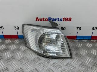 Указатель поворота правый Toyota Camry 2002