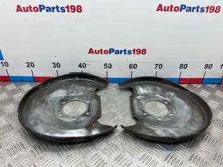 Щит опорный задний Mitsubishi Outlander 2014 контрактная Щит опорный задний Mitsubishi Outlander 2014