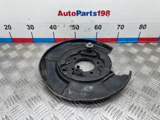 Щит опорный задний левый Toyota Camry 2010