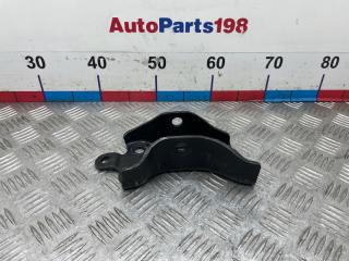 Запчасть кронштейн рычага задний левый Toyota RAV4 2010
