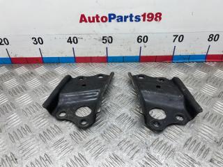 Фото запчасти кронштейн балки передний Toyota Corolla 2012 контрактная запчасть Запчасть кронштейн балки передний Toyota Corolla 2012