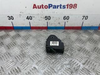 Запчасть моторчик заслонки печки Chevrolet Tahoe 1999