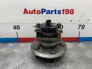 Запчасть ступица задняя Pontiac Vibe 2005