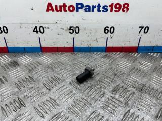 Фото запчасти датчик давления масла Volkswagen Tiguan 2009 контрактная запчасть Запчасть датчик давления масла Volkswagen Tiguan 2009