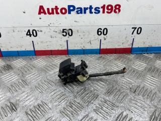 Фото запчасти кнопка стеклоподъемника задняя Toyota Camry 2010 контрактная запчасть Запчасть кнопка стеклоподъемника задняя Toyota Camry 2010