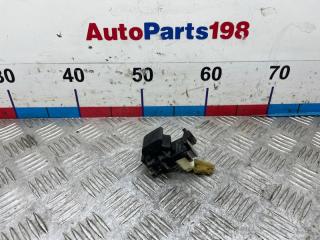 Фото запчасти кнопка стеклоподъемника задняя Toyota Camry 2009 контрактная запчасть Запчасть кнопка стеклоподъемника задняя Toyota Camry 2009