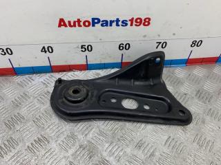 Кронштейн подрамника передний левый Toyota Camry 2008