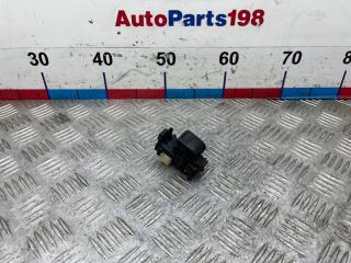 Фото запчасти кнопка стеклоподъемника задняя Toyota Camry 2008 контрактная запчасть Запчасть кнопка стеклоподъемника задняя Toyota Camry 2008