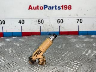 Запчасть форсунка топливная Toyota Avensis 2002