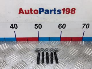 Запчасть шпилька выпусного коллектора Toyota Corolla 2005