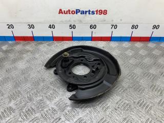 Щит опорный задний правый Toyota Camry 2005