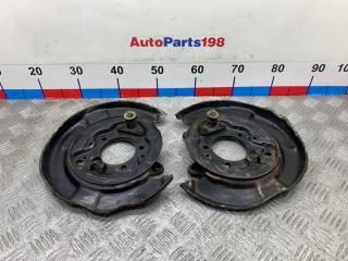 Щит опорный задний Toyota Camry 2005