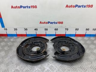 Щит опорный задний Toyota Camry 2004